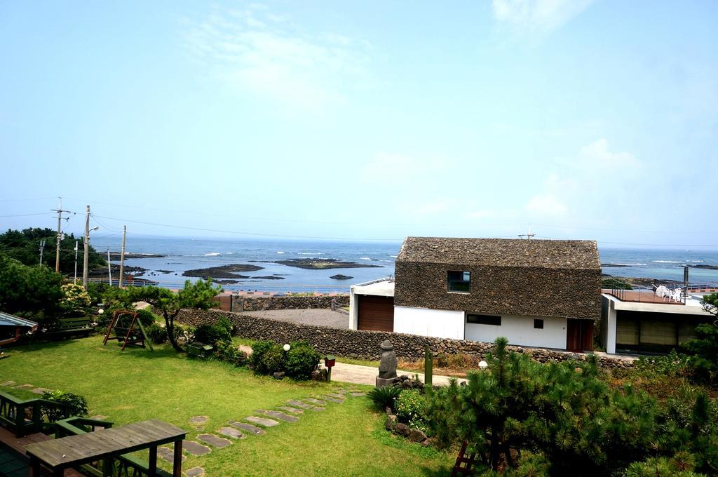 Nattrang Pension Jeju Esterno foto