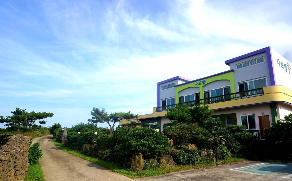 Nattrang Pension Jeju Esterno foto